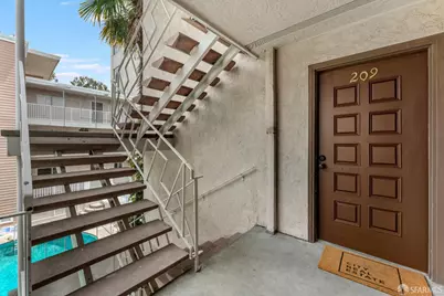 1425 Lakeside Drive #209, Oakland, CA 94612 - Photo 23