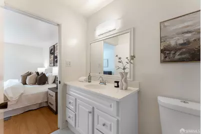 1425 Lakeside Drive #209, Oakland, CA 94612 - Photo 13