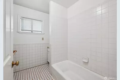 1913 Oakdale Avenue, San Francisco, CA 94124 - Photo 19