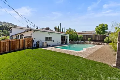 2 Beaumont Court, Lafayette, CA 94549 - Photo 49