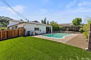 2 Beaumont Ct, Lafayette, CA 94549 - Photo 49