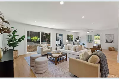 2 Beaumont Court, Lafayette, CA 94549 - Photo 11