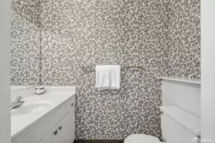 8440 Skyline Blvd, Oakland, CA 94611 - Photo 45