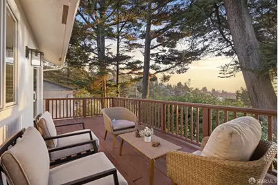 8440 Skyline Boulevard, Oakland, CA 94611 - Photo 23