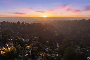 8440 Skyline Blvd, Oakland, CA 94611 - Photo 11