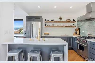 139 Brompton Avenue, San Francisco, CA 94131 - Photo 9