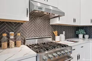 1153 Guerrero St, San Francisco, CA 94110 - Photo 15