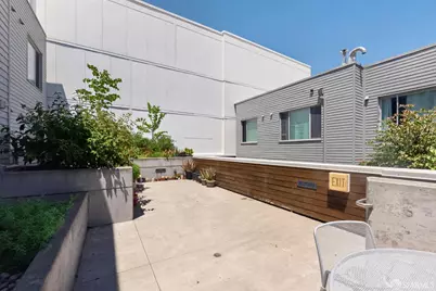 570 Innes Avenue #302, San Francisco, CA 94124 - Photo 25