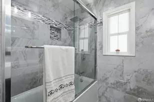 2709 Vallecito Pl, Oakland, CA 94606 - Photo 19