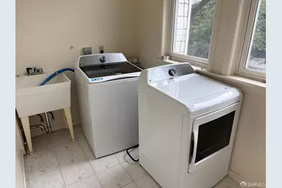 447 Green Street, San Francisco, CA 94133 - Photo 25