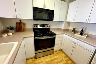 988 Franklin St, Oakland, CA 94607 - Photo 3