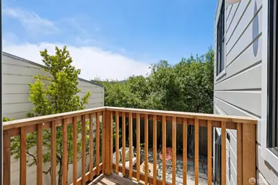 136 Winfield Street, San Francisco, CA 94110 - Photo 5