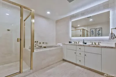 611 Washington Street #2105, San Francisco, CA 94111 - Photo 49