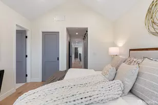 738 Fairfield Rd, Burlingame, CA 94010 - Photo 17