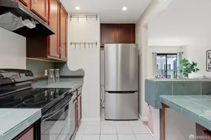 1360 9th Ave, San Francisco, CA 94122 - Photo 17