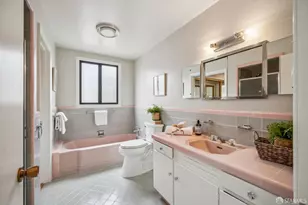310 Pacheco St, San Francisco, CA 94116 - Photo 27