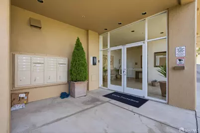 416 Portofino Drive #303, San Carlos, CA 94070 - Photo 3