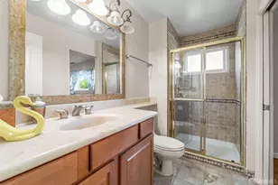 8040 Hansom Dr, Oakland, CA 94605 - Photo 47