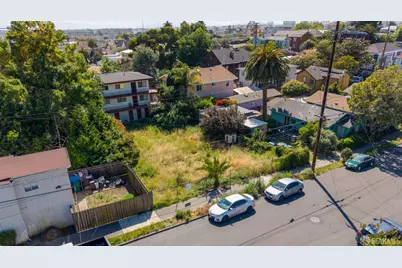 1127 E 20th Street, Oakland, CA 94606 - Photo 3