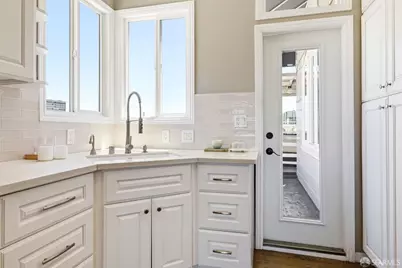 1965 Clay Street, San Francisco, CA 94109 - Photo 27