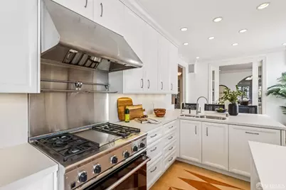 2165 Beach Street #3, San Francisco, CA 94123 - Photo 19
