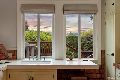 417 Dewey Boulevard, San Francisco, CA 94116 - Photo 41