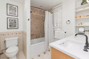 1030 Bush St, San Francisco, CA 94109 - Photo 15
