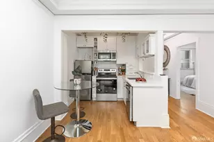 1030 Bush St, San Francisco, CA 94109 - Photo 7