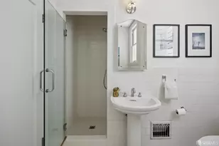 17 Paradise Ave, San Francisco, CA 94131 - Photo 23
