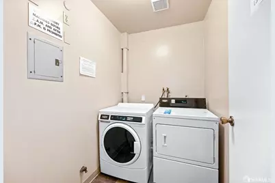 199 Montecito Avenue #206, Oakland, CA 94610 - Photo 15