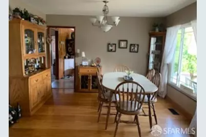 3001 Brookfield Avenue, Oakland, CA 94605 - Photo 3