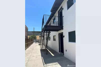 3319 E Tyler Avenue, Fresno, CA 93702 - Photo 5