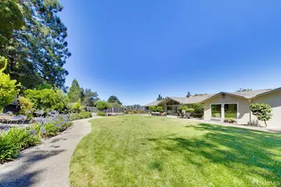 20 Mosswood Road, Hillsborough, CA 94010 - Photo 49