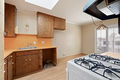 134 Beverly Street, San Francisco, CA 94132 - Photo 7