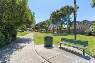 911 Waterford Pl, Pinole, CA 94564 - Photo 27