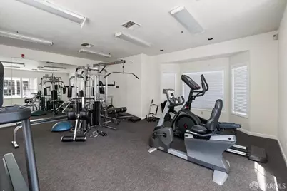911 Waterford Place, Pinole, CA 94564 - Photo 25