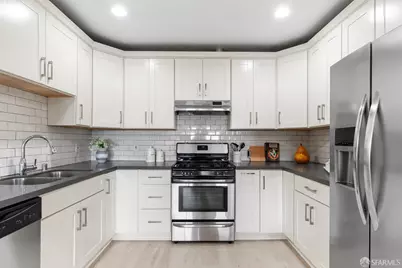 1354 Palou Avenue, San Francisco, CA 94124 - Photo 3