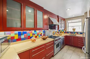 1970 Sacramento St, San Francisco, CA 94109 - Photo 11