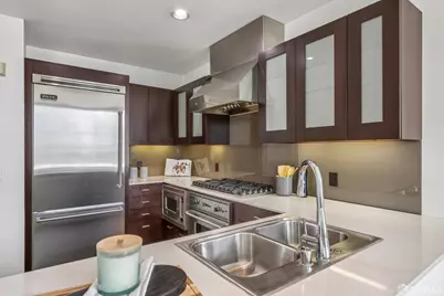 333 1st Street #2004, San Francisco, CA 94105 - Photo 17