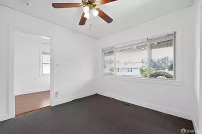8125 Earl Street, Oakland, CA 94605 - Photo 9