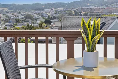 525 Moultrie Street, San Francisco, CA 94110 - Photo 33