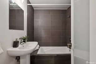 942 S Van Ness Ave, San Francisco, CA 94110 - Photo 33