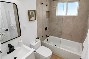 1832 Redwood Dr, Martinez, CA 94553 - Photo 17