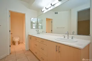 2823 Regatta Dr, Oakland, CA 94601 - Photo 21