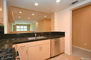 2823 Regatta Dr, Oakland, CA 94601 - Photo 19