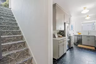 6565 Chabot Rd, Oakland, CA 94618 - Photo 29