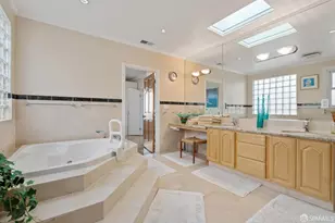 2076 16th Ave, San Francisco, CA 94116 - Photo 57