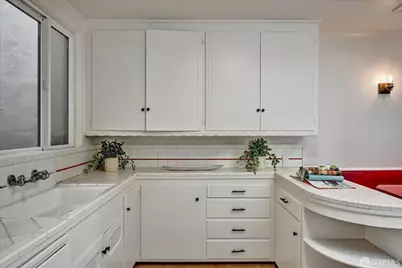 1619 33rd Avenue, San Francisco, CA 94122 - Photo 21