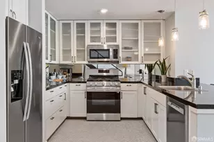 1720 Clay St, San Francisco, CA 94109 - Photo 13