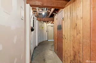 955 Corbett Ave, San Francisco, CA 94131 - Photo 35